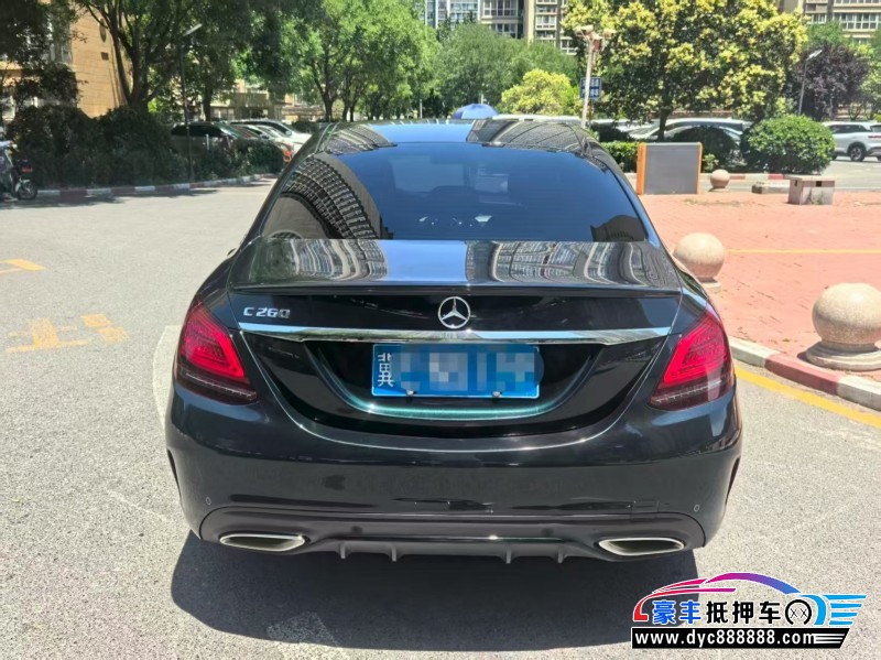 21年奔驰C轿车抵押车出售