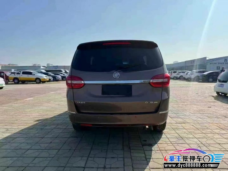 20年别克GL8轿车抵押车出售