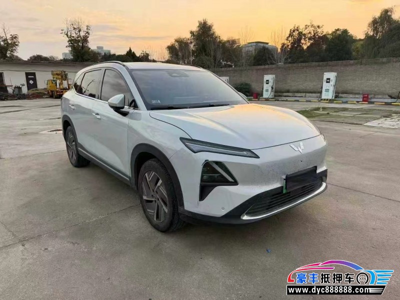 25年五菱星光轿车抵押车出售