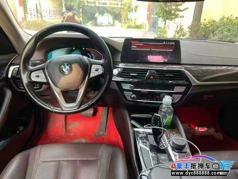 19年宝马5系轿车抵押车出售
