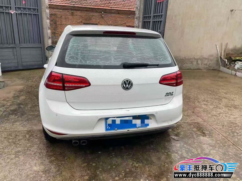 16年大众高尔夫轿车抵押车出售