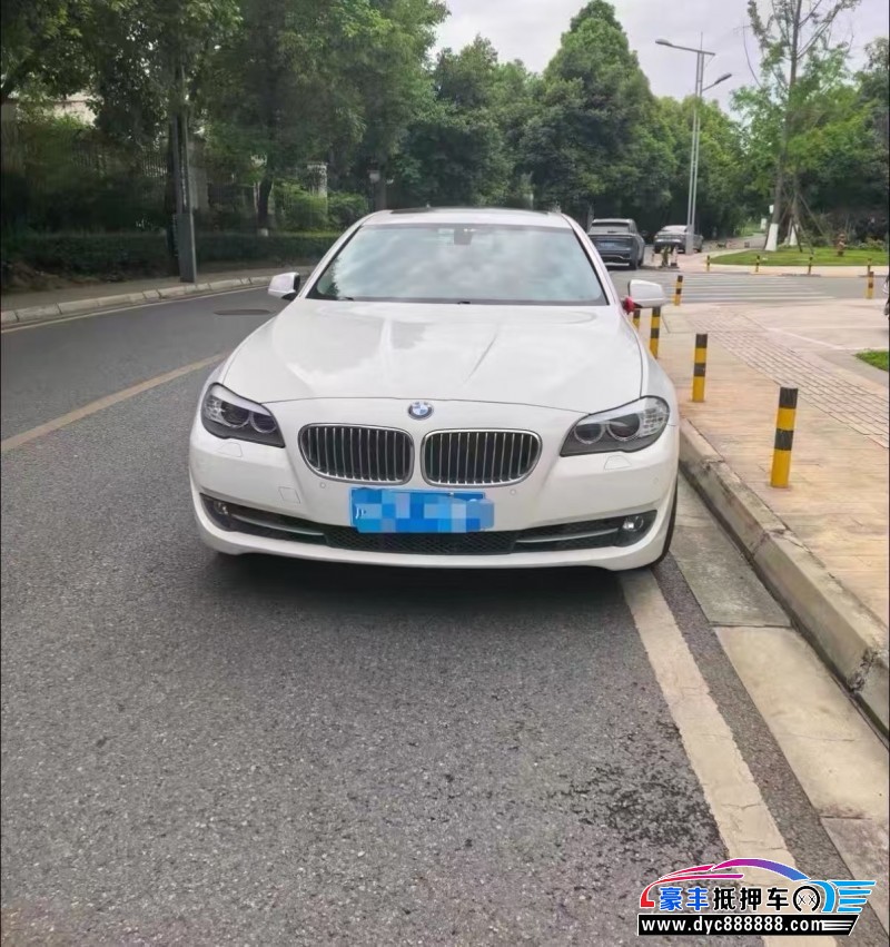 13年宝马5系轿车抵押车出售