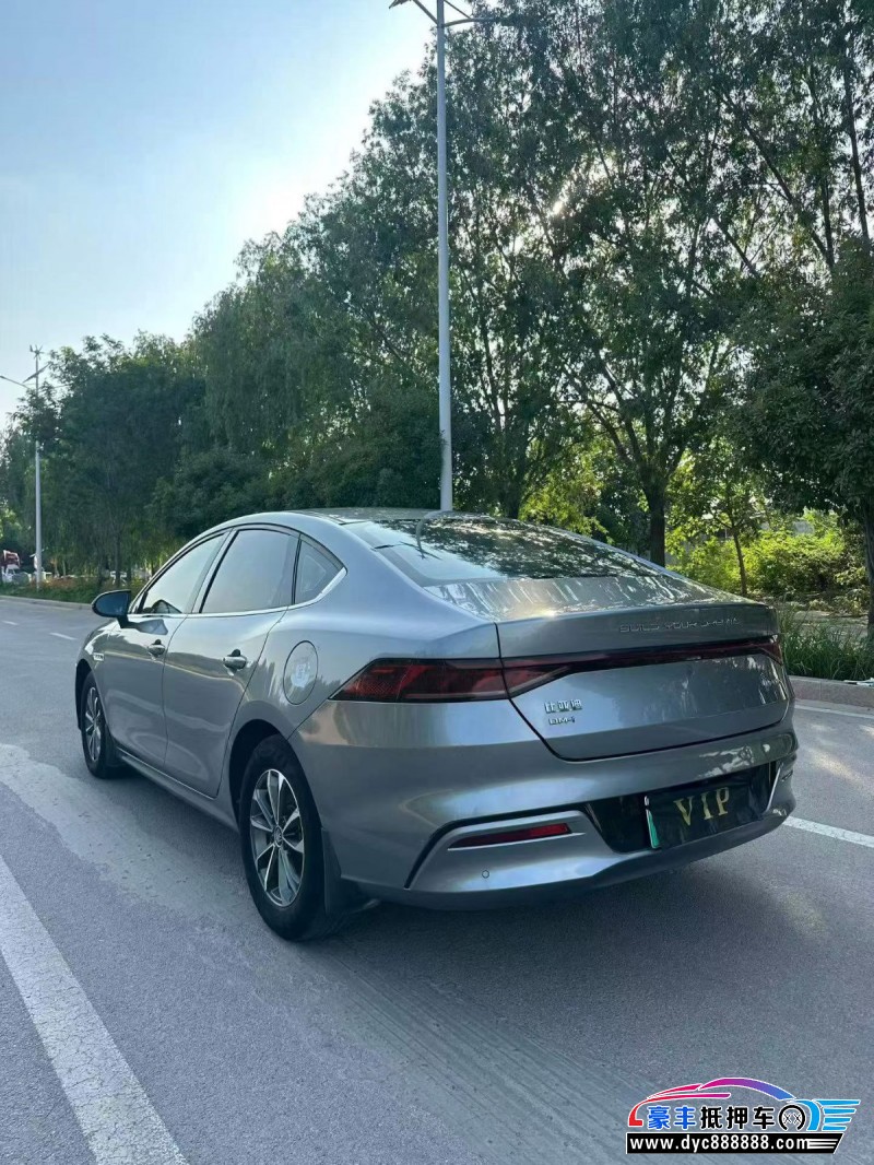 22年比亚迪秦轿车抵押车出售
