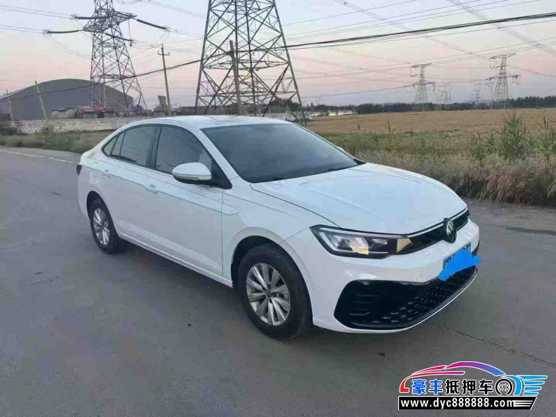 25年大众朗逸轿车抵押车出售