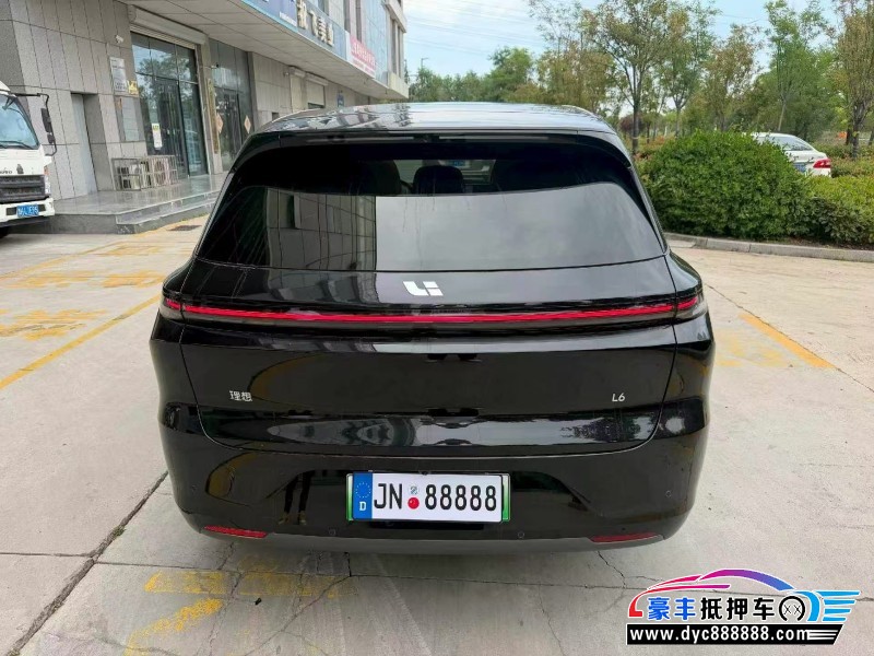 25年理想L6轿车抵押车出售