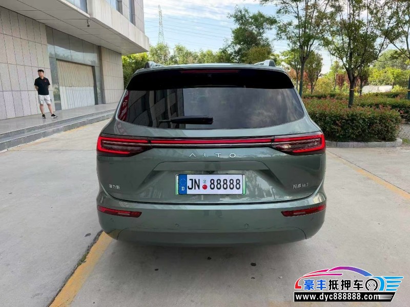 24年华为问界轿车抵押车出售