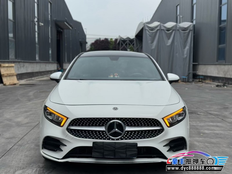 抵押车出售22年奔驰A轿车