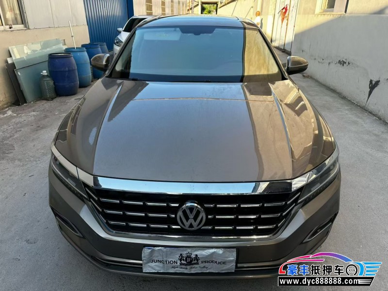抵押车出售20年大众帕萨特轿车