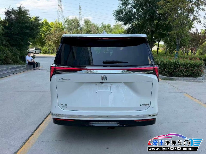 25年别克GL8轿车抵押车出售