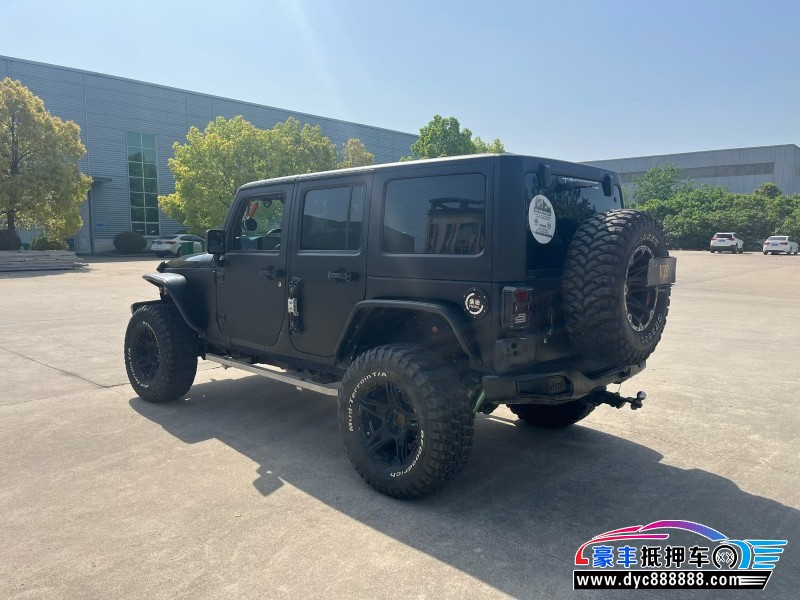 16年Jeep牧马人轿车抵押车出售