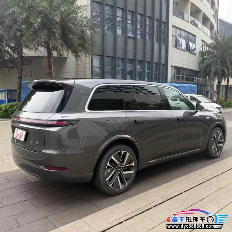 23年理想L9轿车抵押车出售