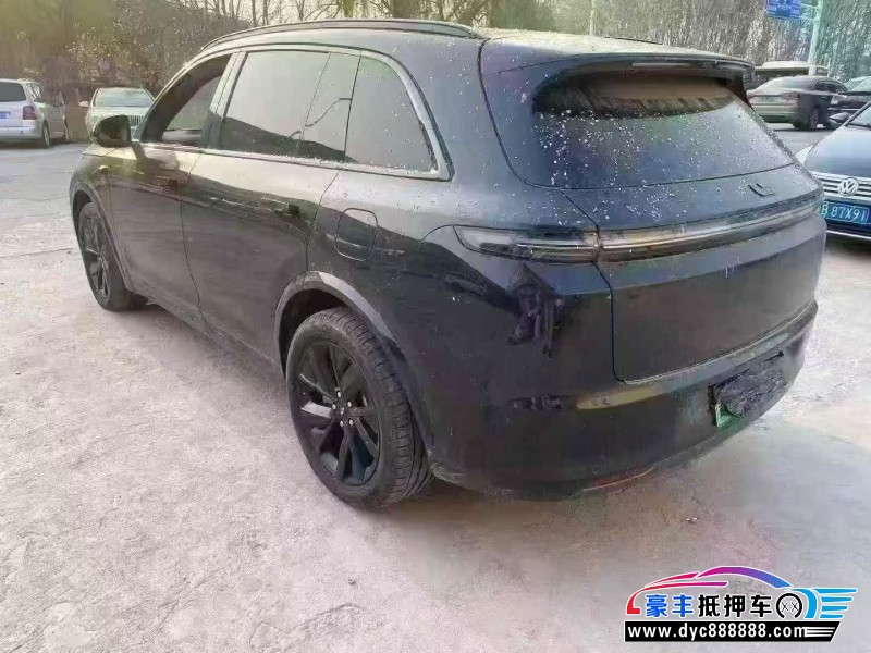 24年理想L7轿车抵押车出售