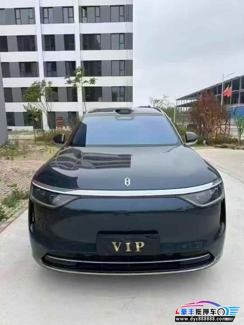 抵押车出售25年华为问界轿车