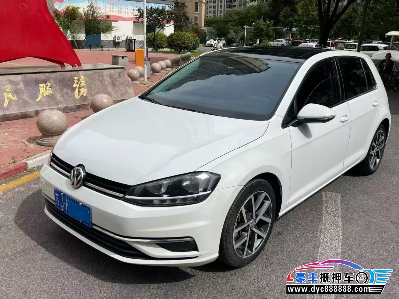 20年大众高尔夫轿车抵押车出售