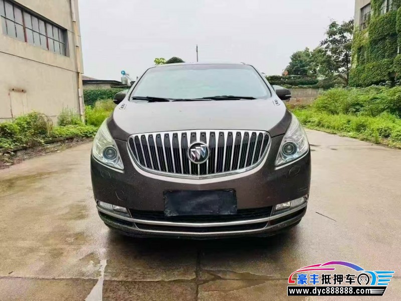 12年别克GL8轿车抵押车出售
