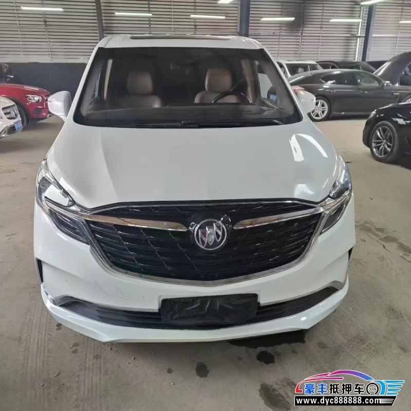 抵押车出售20年别克GL8轿车