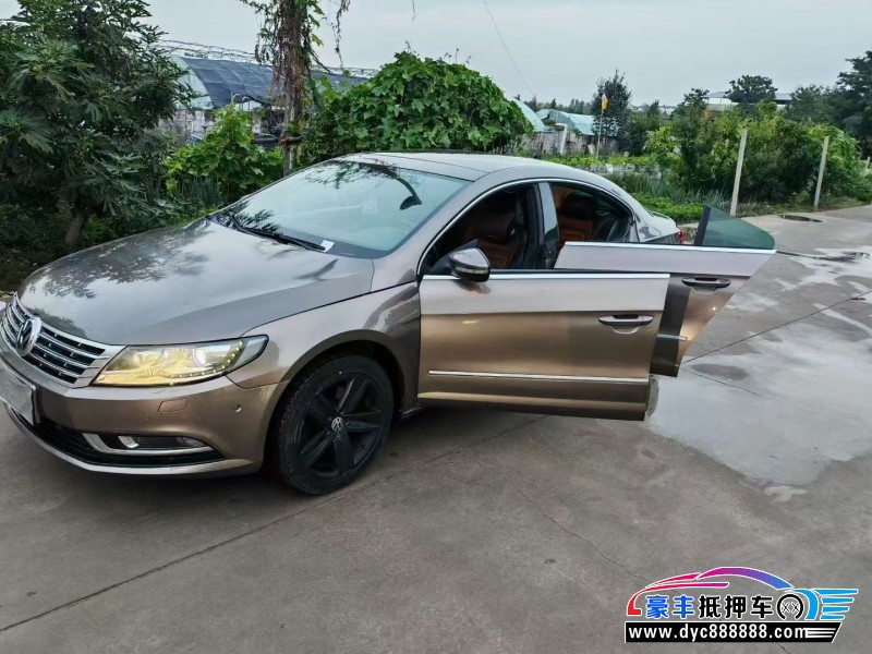 13年大众CC轿车抵押车出售