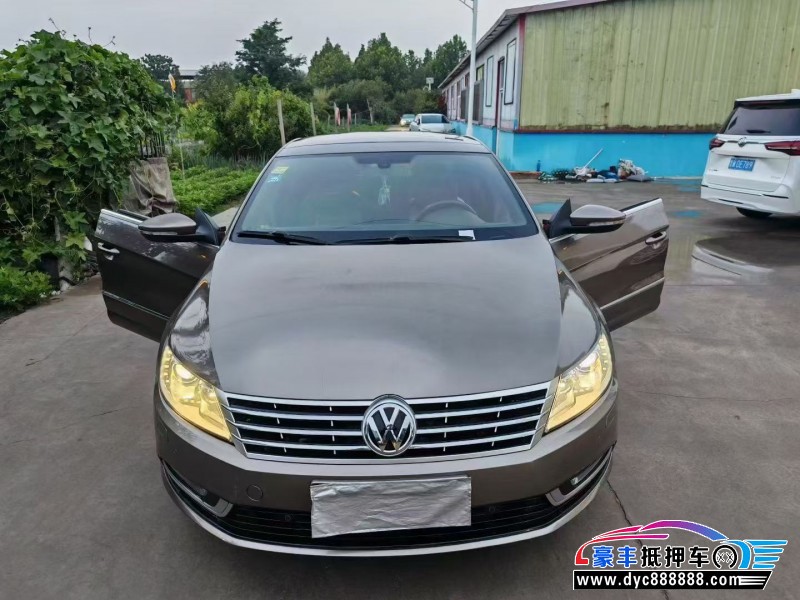 抵押车出售13年大众CC轿车