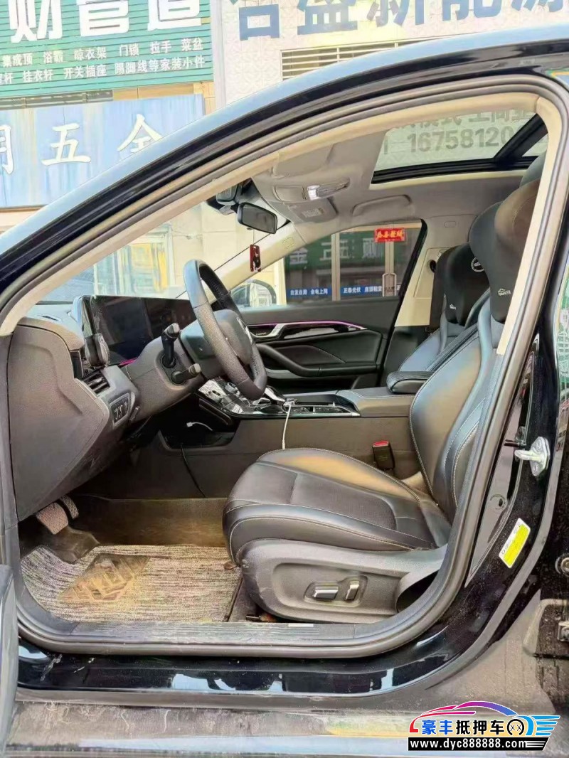 23年奔腾B70轿车抵押车出售
