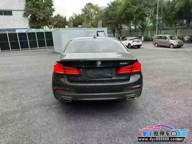 20年宝马5系轿车抵押车出售