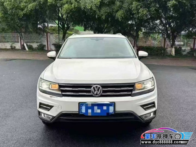 抵押车出售18年大众途观轿车