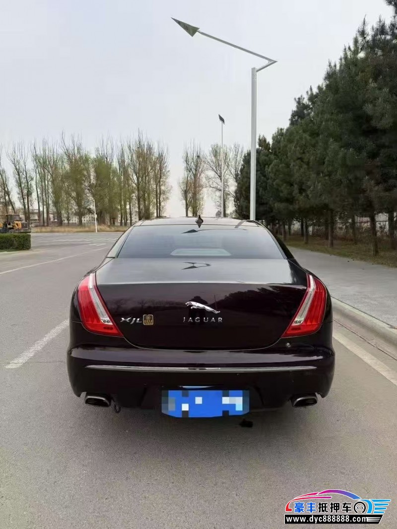 13年捷豹XJL轿车抵押车出售