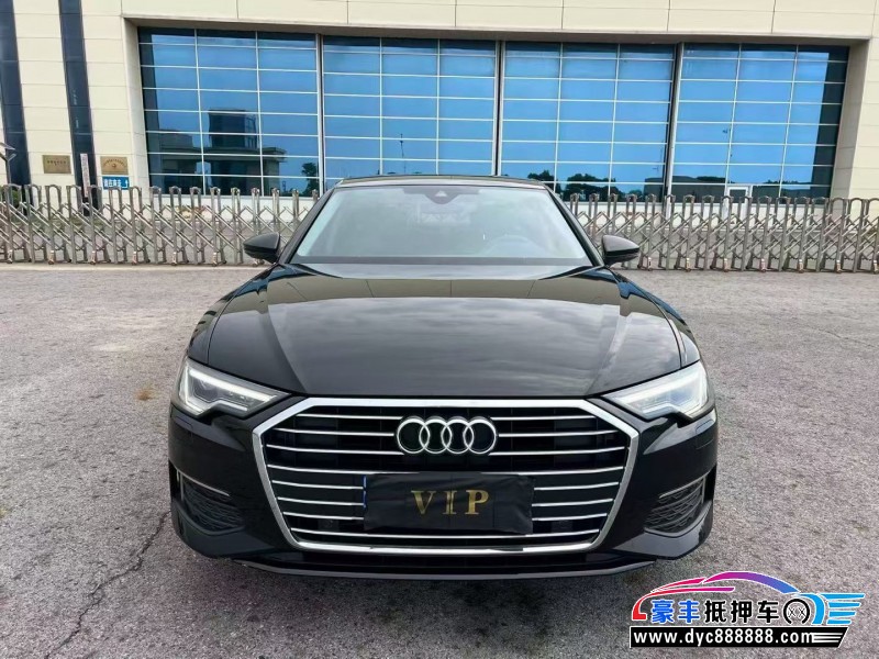抵押车出售22年奥迪A6L轿车