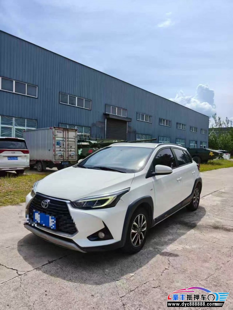 抵押车出售21年丰田YARiS L 致炫轿车