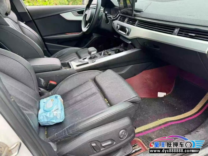 21年奥迪A4轿车抵押车出售