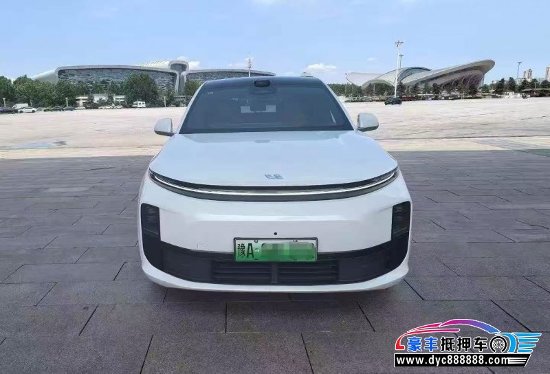 25年理想L6轿车抵押车出售