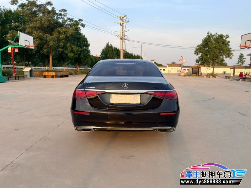 23年奔驰S轿车抵押车出售