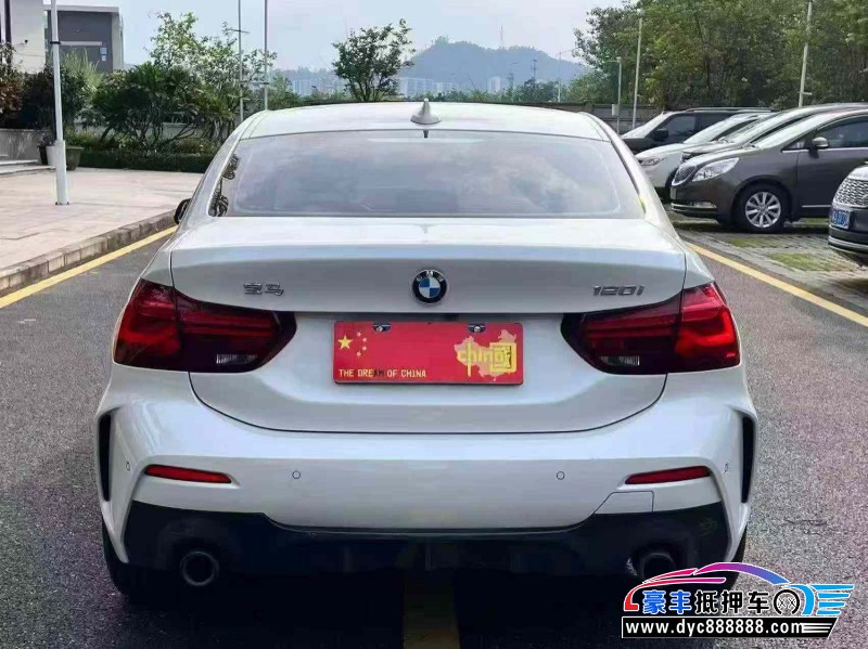 23年宝马1系轿车抵押车出售