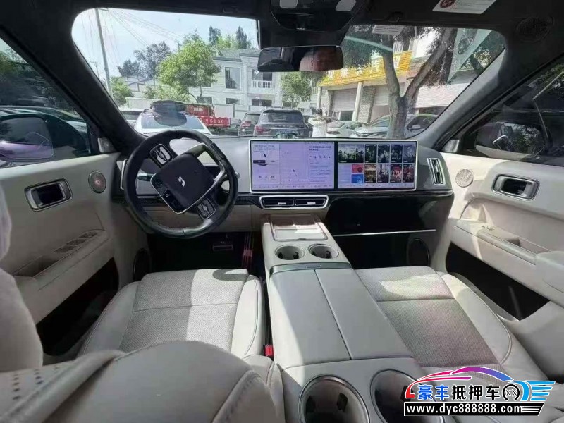 24年理想L9轿车抵押车出售