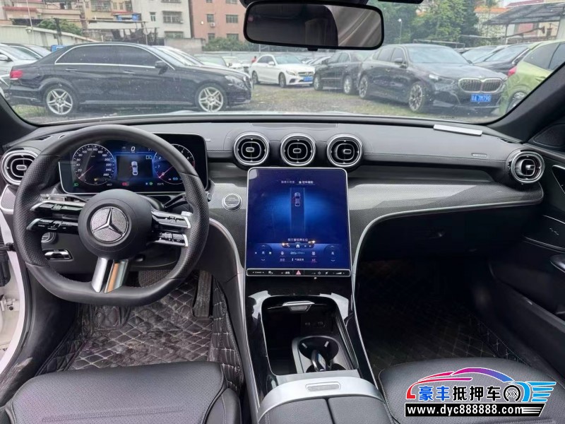 22年奔驰C轿车抵押车出售