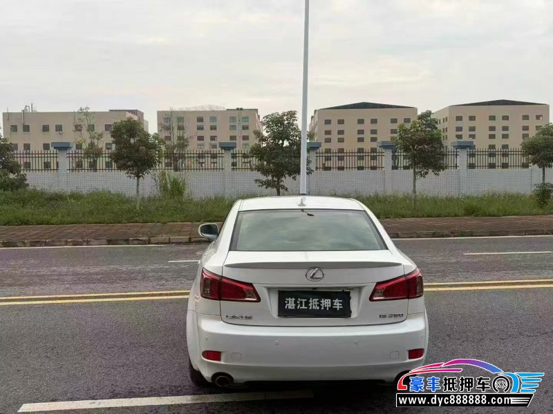 11年雷克萨斯IS轿车抵押车出售