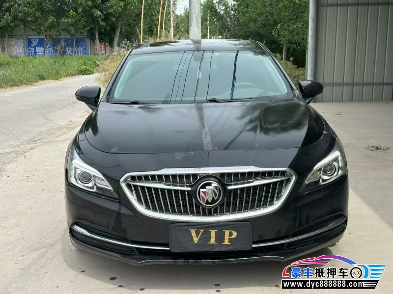 抵押车出售17年别克君越轿车