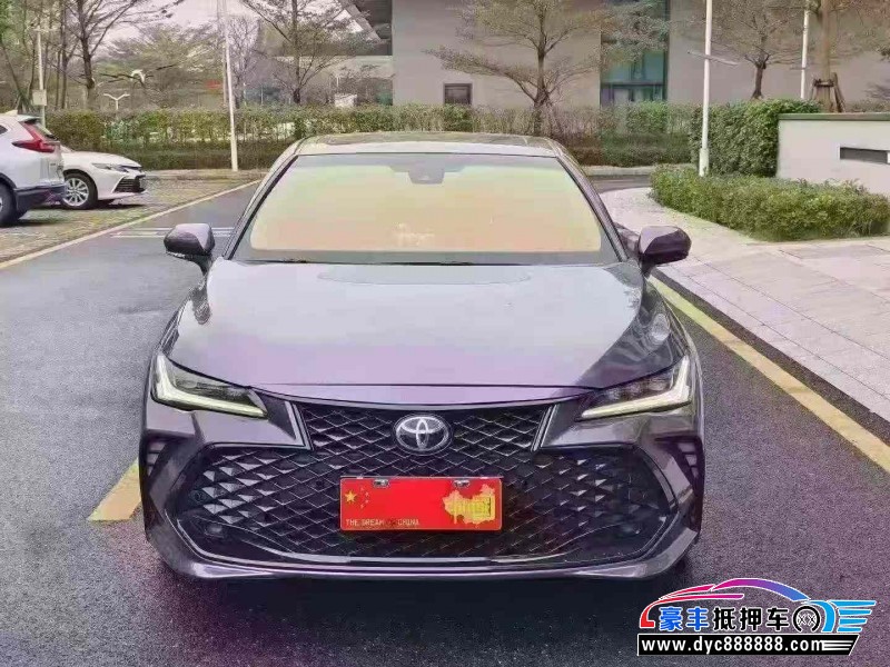 抵押车出售24年丰田亚洲龙轿车
