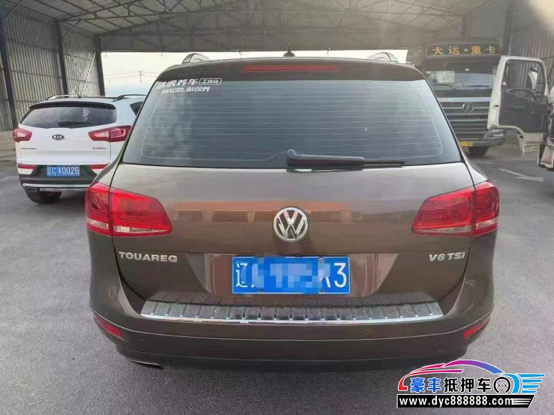 15年大众途锐轿车抵押车出售