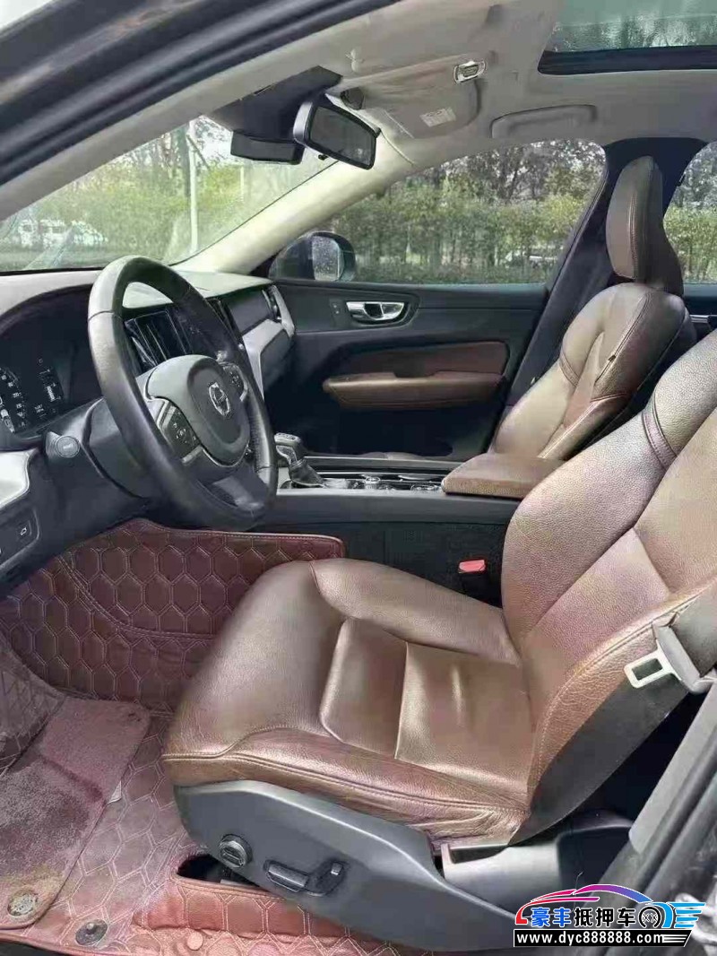 19年沃尔沃XC60轿车抵押车出售