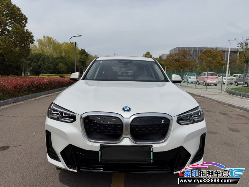 抵押车出售25年宝马ix3轿车