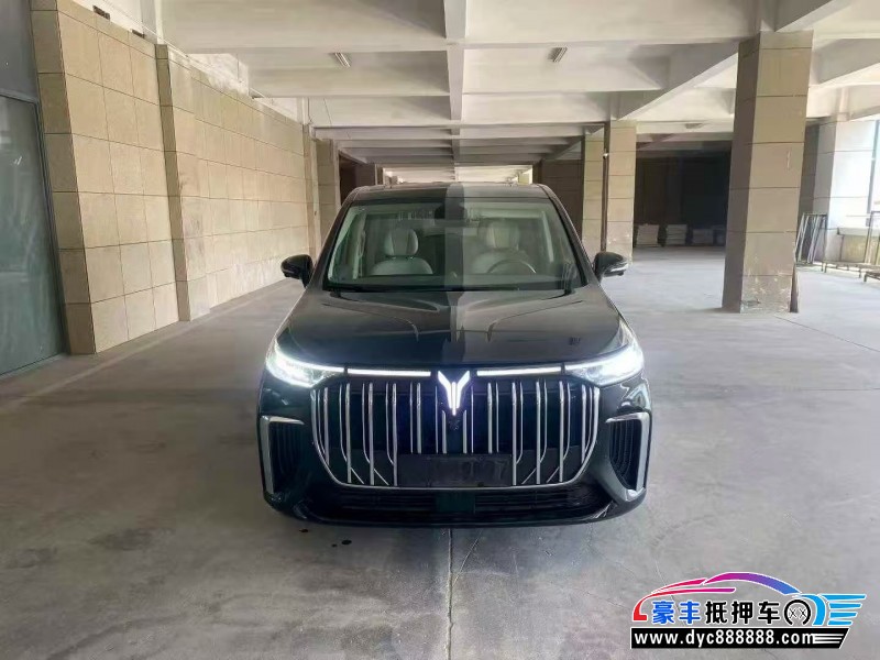 23年岚图梦想家轿车抵押车出售