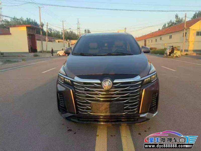 抵押车出售21年别克GL8轿车
