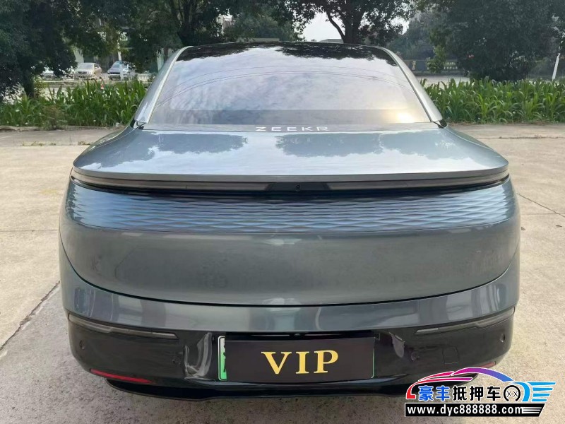 24年极氪007轿车抵押车出售