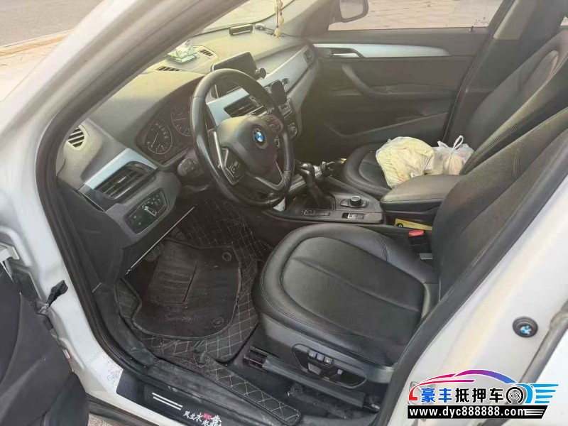 17年宝马X1轿车抵押车出售