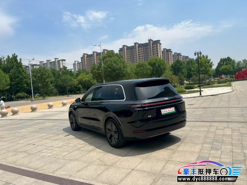25年理想L9轿车抵押车出售