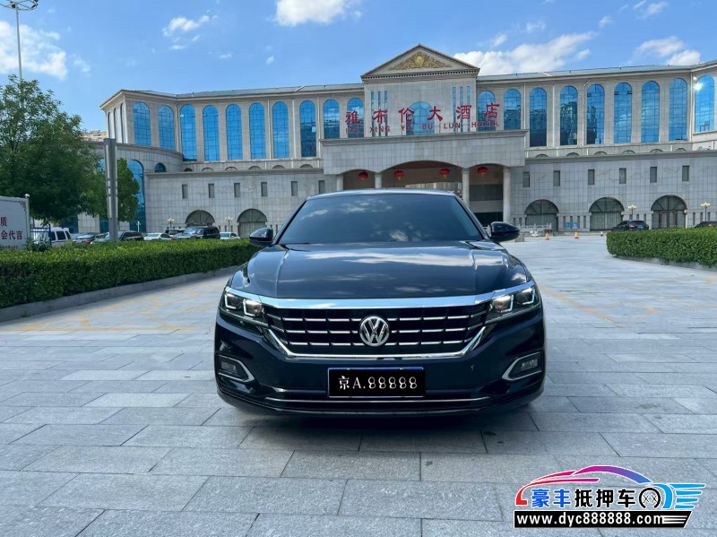 抵押车出售19年大众帕萨特轿车
