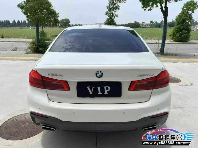 21年宝马5系轿车抵押车出售