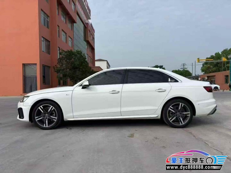 21年奥迪A4L轿车抵押车出售