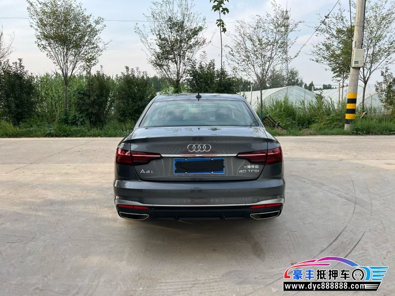 25年奥迪A4L轿车抵押车出售