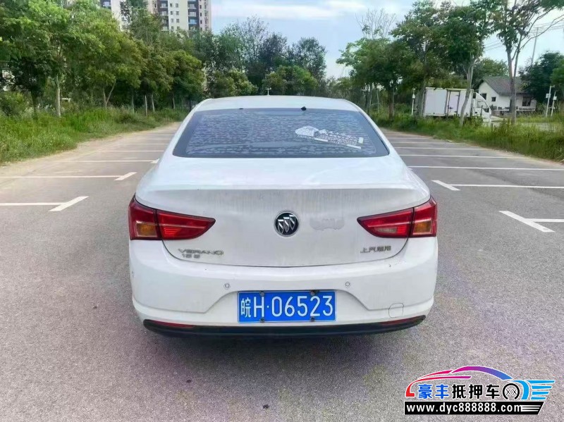 17年别克威朗轿车抵押车出售